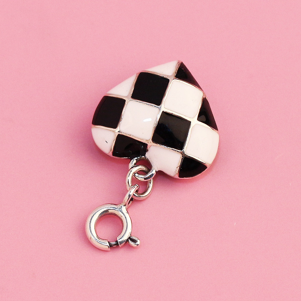 s925纯银立体棋盘格爱心吊坠桃心黑白马赛克个性挂件项链毛衣链