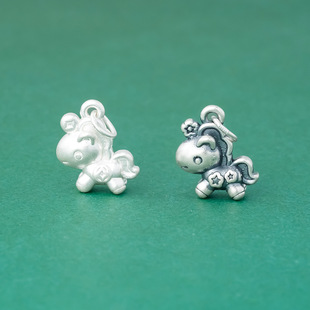 s999足银纯银小马吊饰隔珠本命年diy手工串珠红绳手链马上有钱花