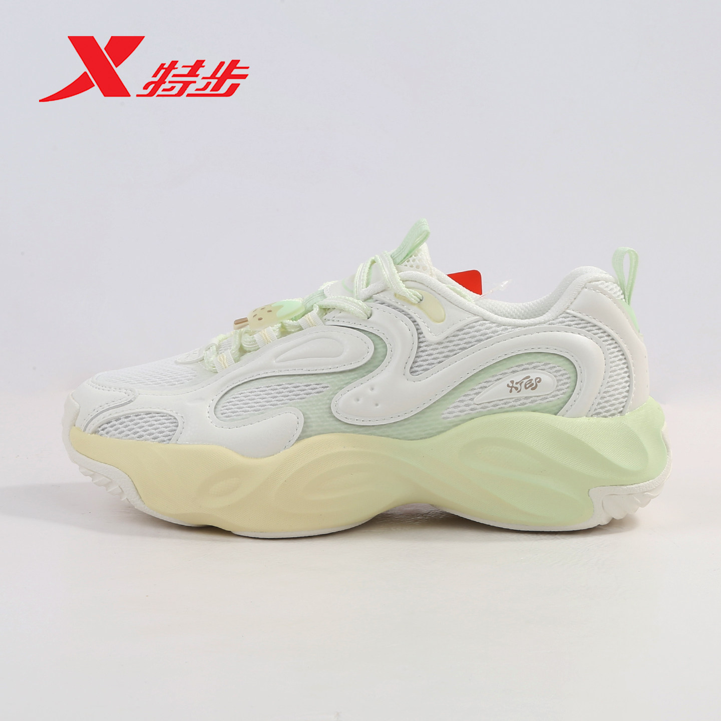 特步雪糕鞋2.0女士2026夏季版网面透气运动鞋厚底增高休闲老爹鞋