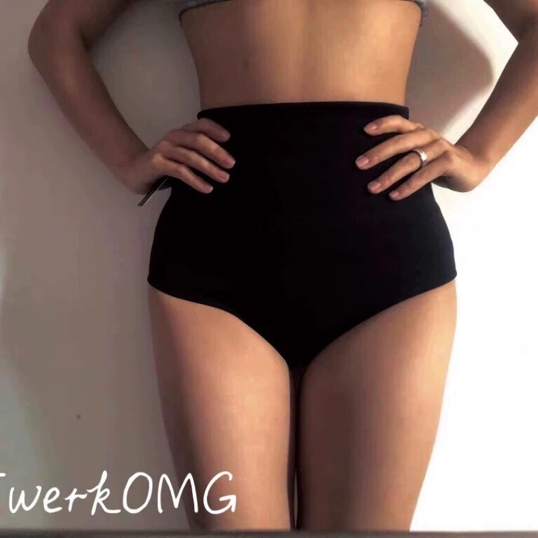 黑白双色奥利给瑜伽短裤蜜桃twerk电臀黑色基础高腰纯色简约白色