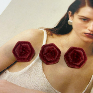 秋冬新款安哥拉红六边形玫瑰花植绒金属纽扣羊绒大衣毛呢外套装饰