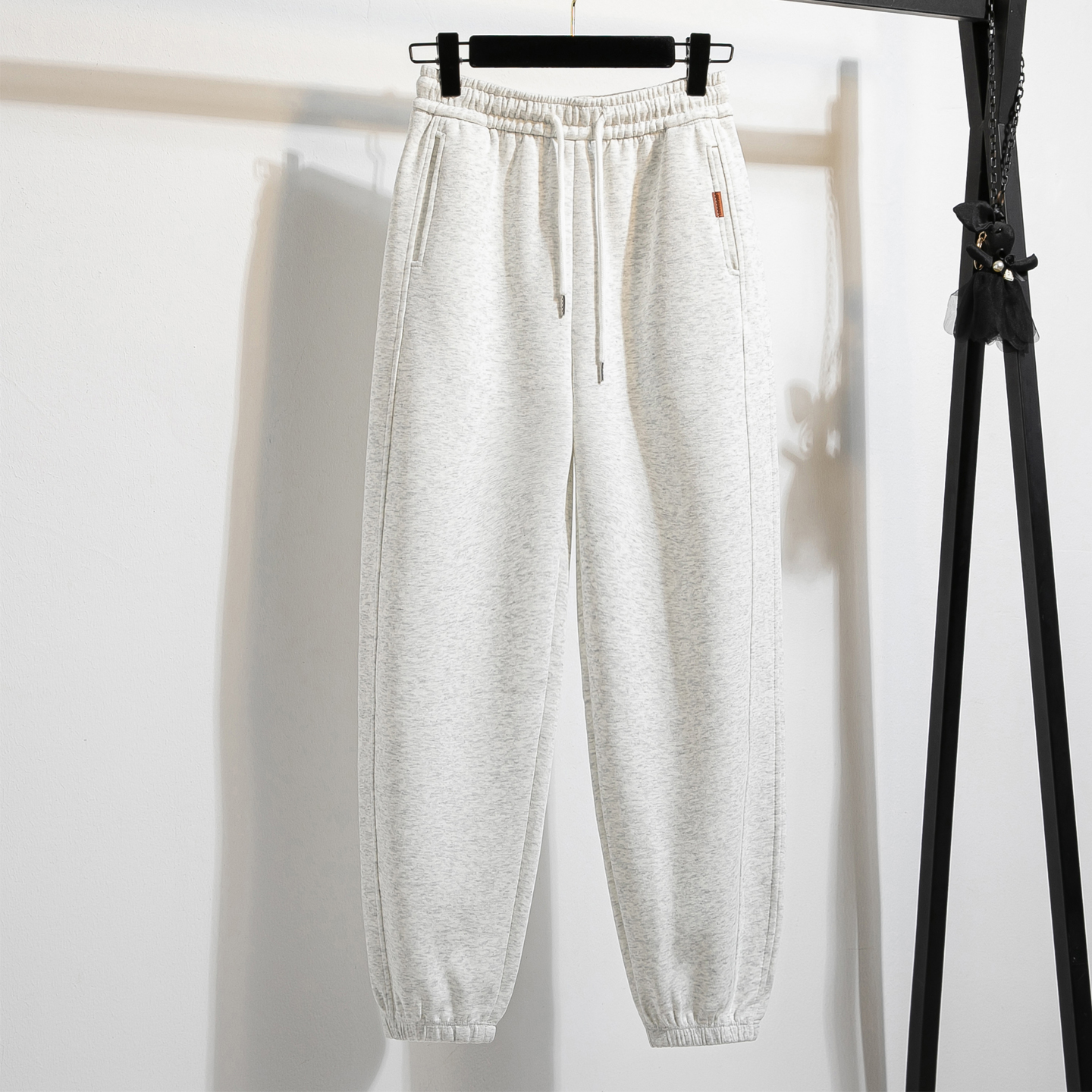 卫裤女秋冬2025新款裤子休闲长裤