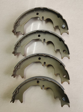 适用奔驰CLS260 CLS300 CLS350 CLS400 CLS320手刹片 脚刹片