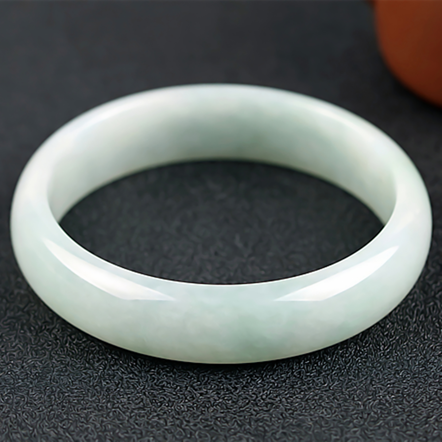 翡翠A货手镯老坑冰糯种晴绿底