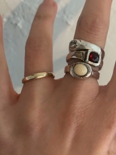 韩国小众设计mars25同款复古手工锤打做旧奶糖戒指红宝石叠戴指环