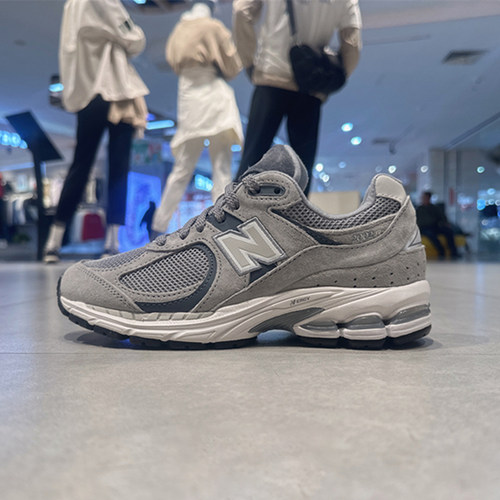 NB男2002R复古运动鞋休闲老爹鞋