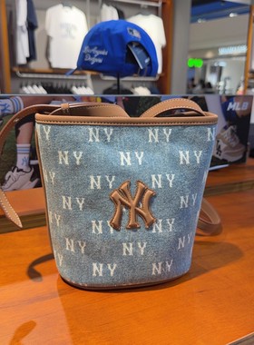 MLB 秋季男女款复古满标老花可调节斜挎包单肩包水桶包3ABMMV55N