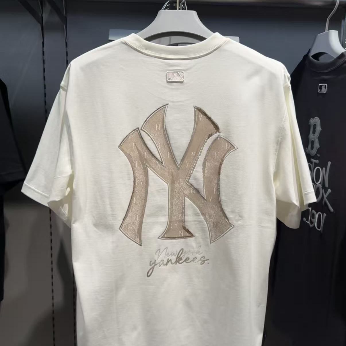 MLB夏季男女款NY背后大标休闲复古刺绣运动圆领短袖T恤3ATSM0754