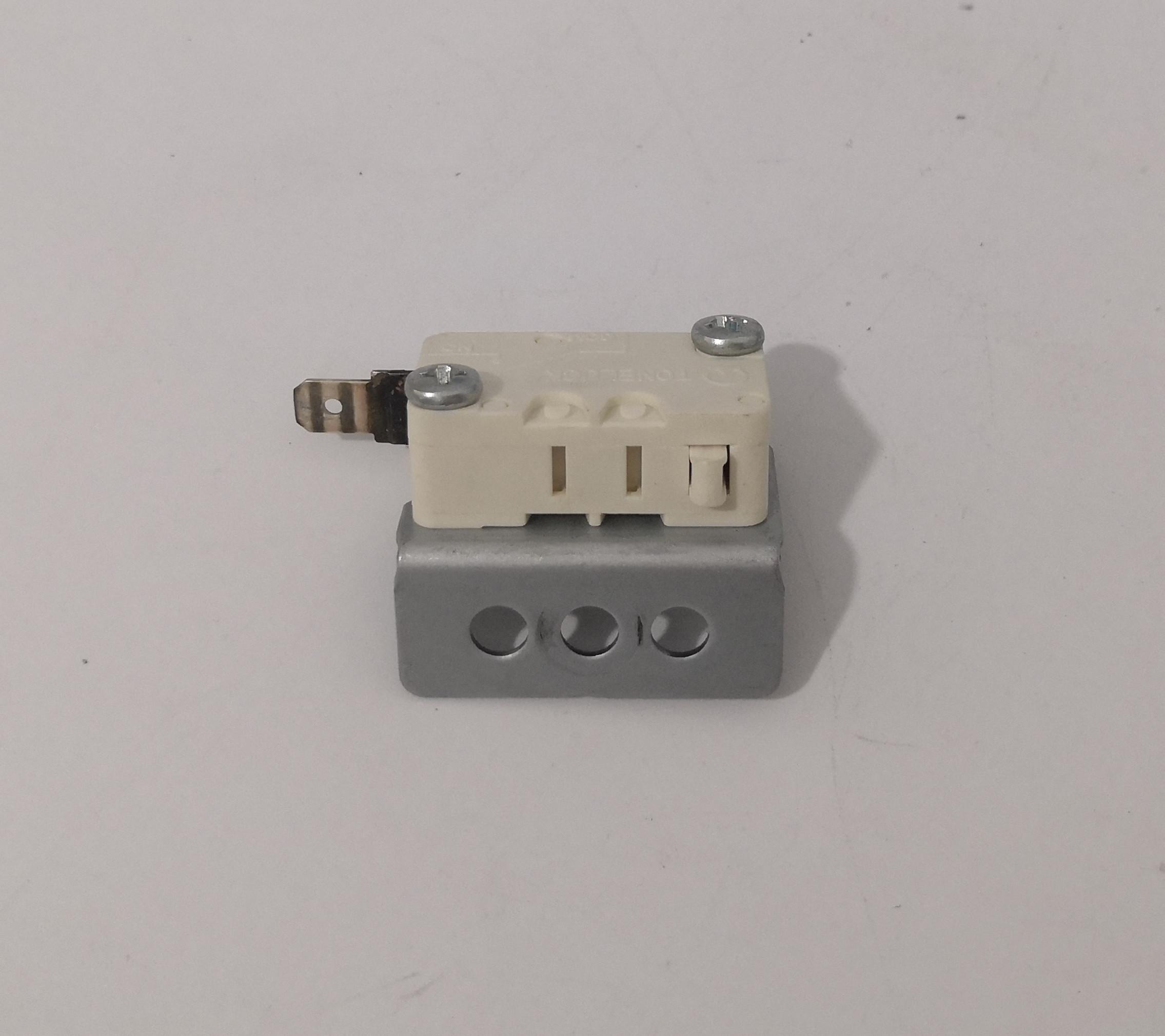 海尔全自动洗衣机EB70Z2WD六重瀑布安全开关微动开关原装配件