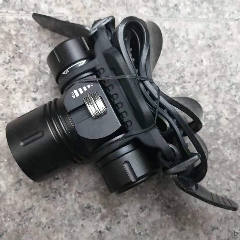 潜水头灯水下磁控水陆两用灯L2灯珠 18650锂电充电式防汛观光捕捞