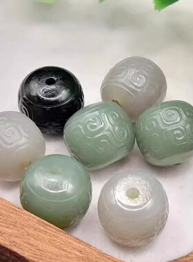 天然新疆和田玉回纹珠桶珠