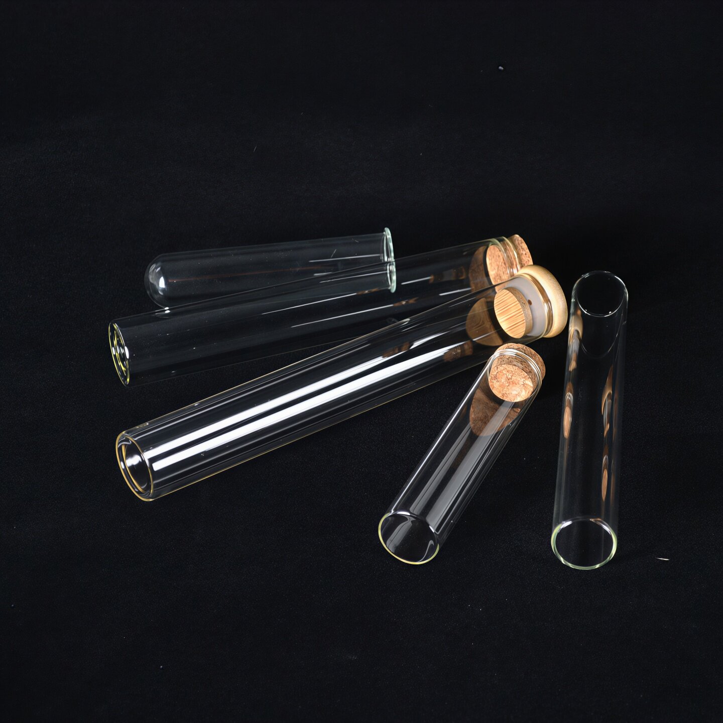 简约透明玻璃试管迷你小号带盖子图片