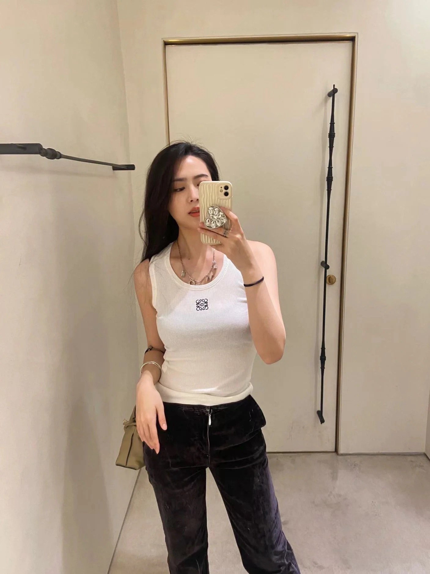 thumbnail for chaojiu haute couture Cyndi Wang star same logo embroidery elastic thread knitted vest sleeveless top summer