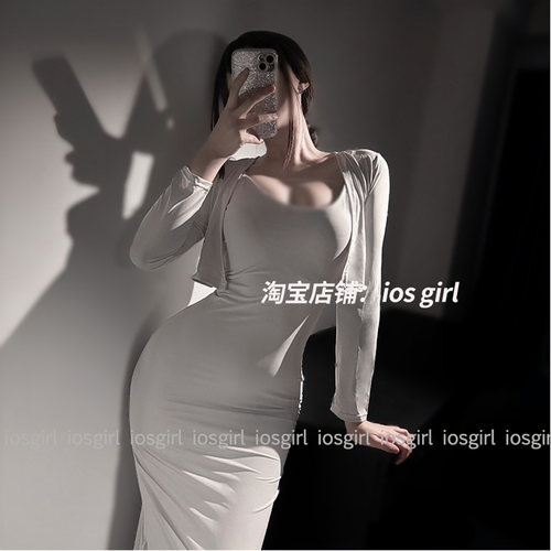带胸垫纯欲修身包臀连衣裙