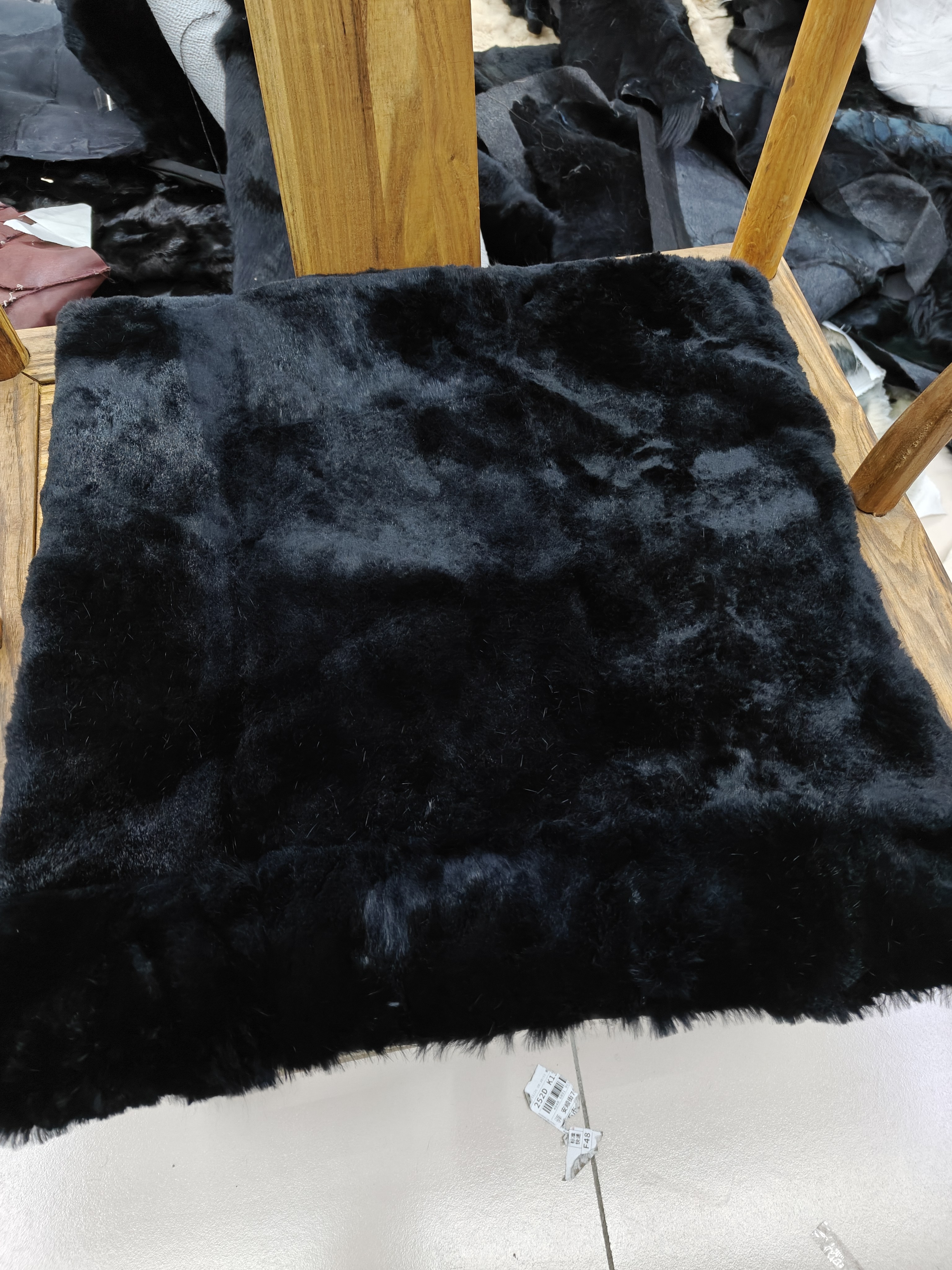 特价真皮真毛加厚獭兔毛皮草汽车椅垫沙发垫电动三轮车四轮车坐垫