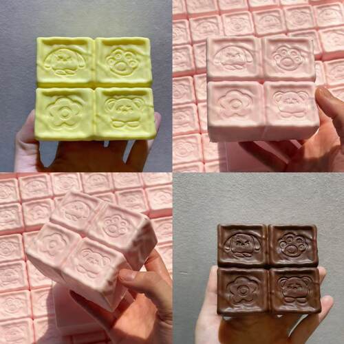 湿软手感仿真pu软嫩莓莓四连奶块慢回弹湿软烂泥解压发泄学生礼物