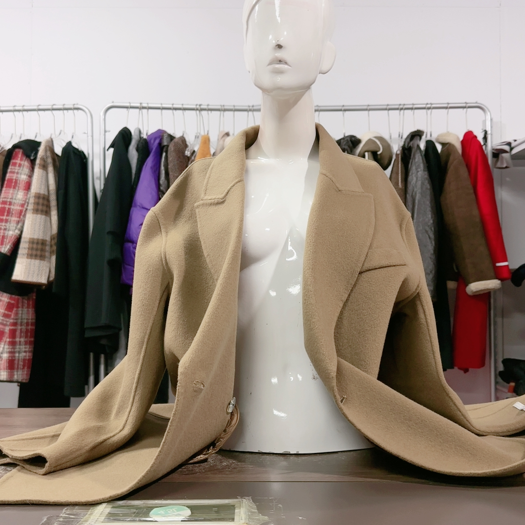 胸围110衣长75韩绒