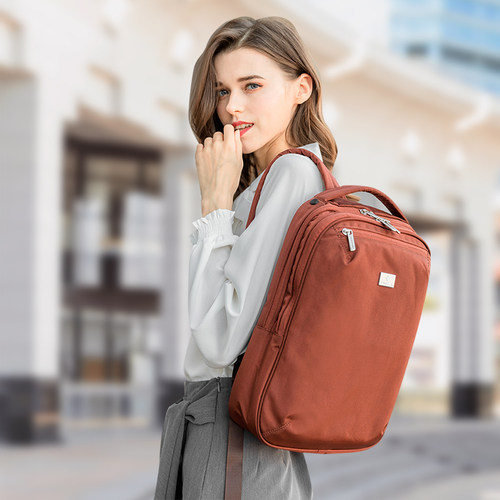 通勤女电脑包防泼水轻如一杯咖啡