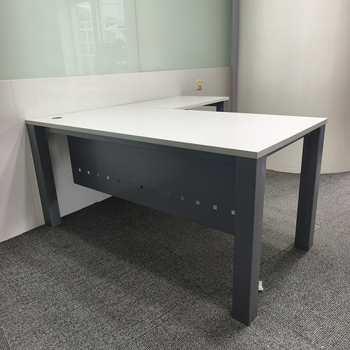 Steelcase办公桌班台桌总裁桌经理主管桌简约现代老板桌子工作台