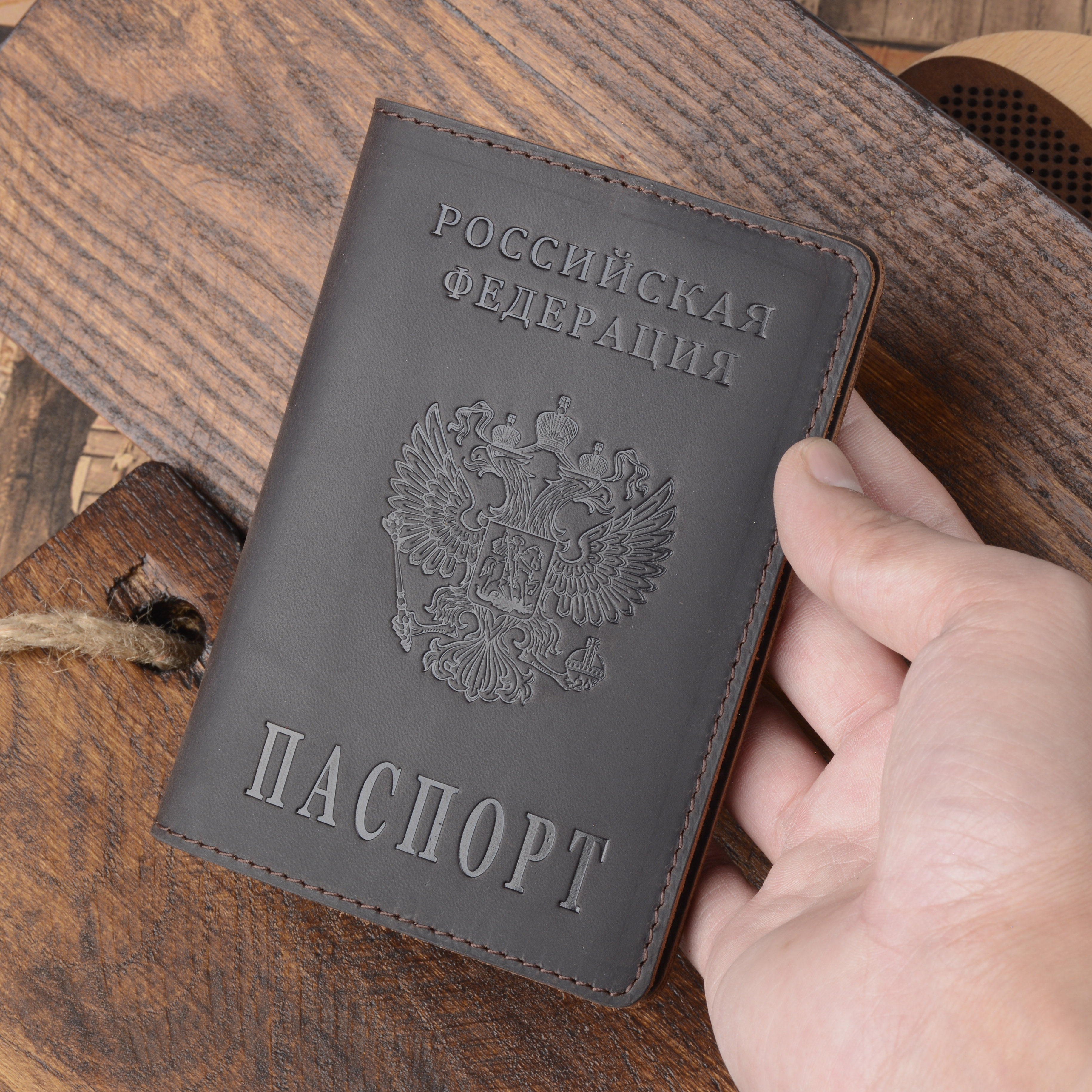 russia passport cover 俄罗斯版复古便携真皮护照套护照夹证件包