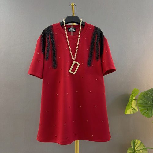红色钉珠蕾丝拼接短袖大码T恤