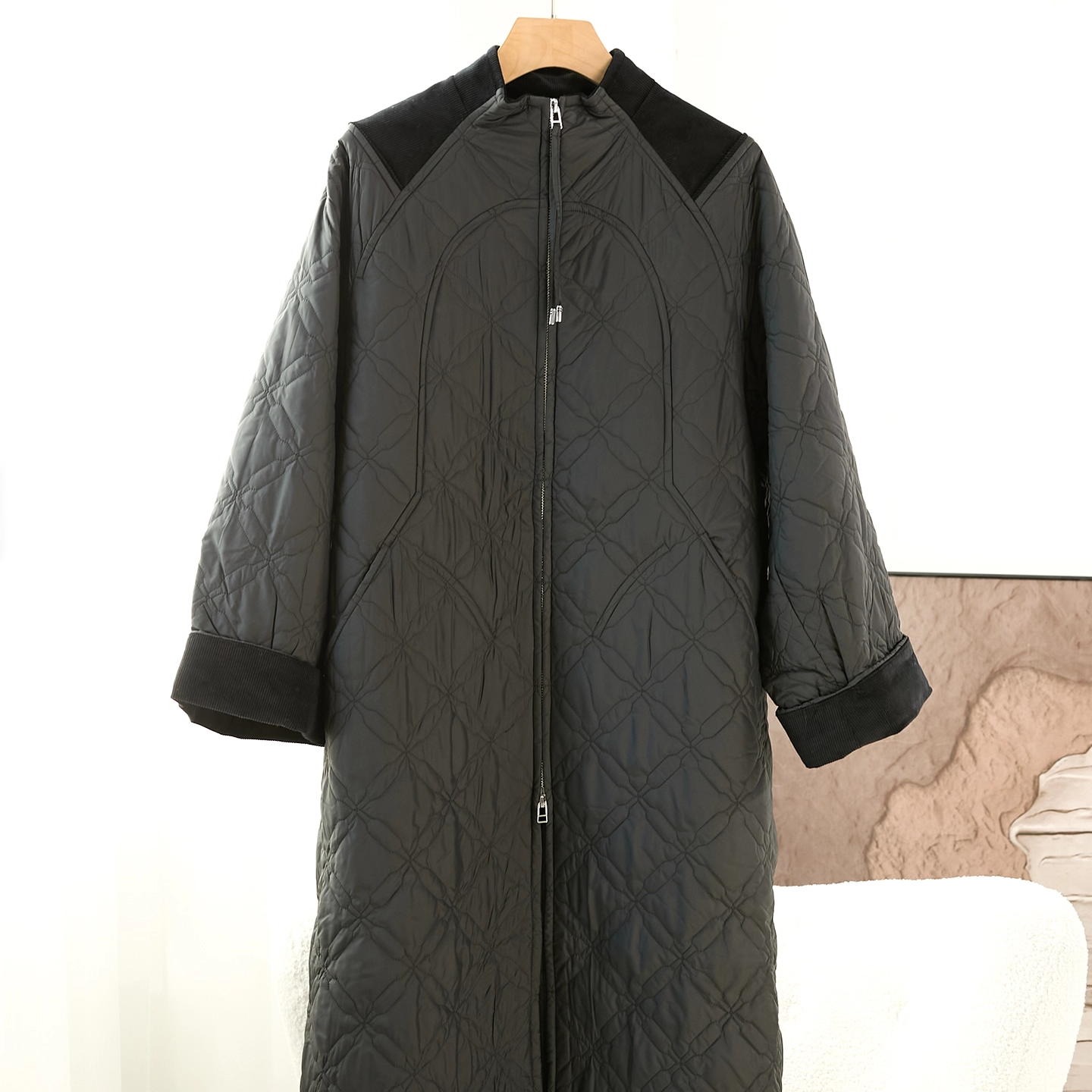 老钱风菱格纹羊驼绒大衣中长款女