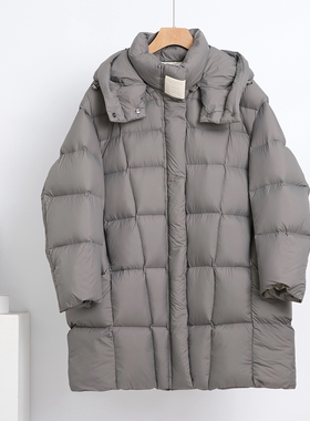 轻巧保暖云朵泡芙羽绒服女中长款连帽灰色外套24158