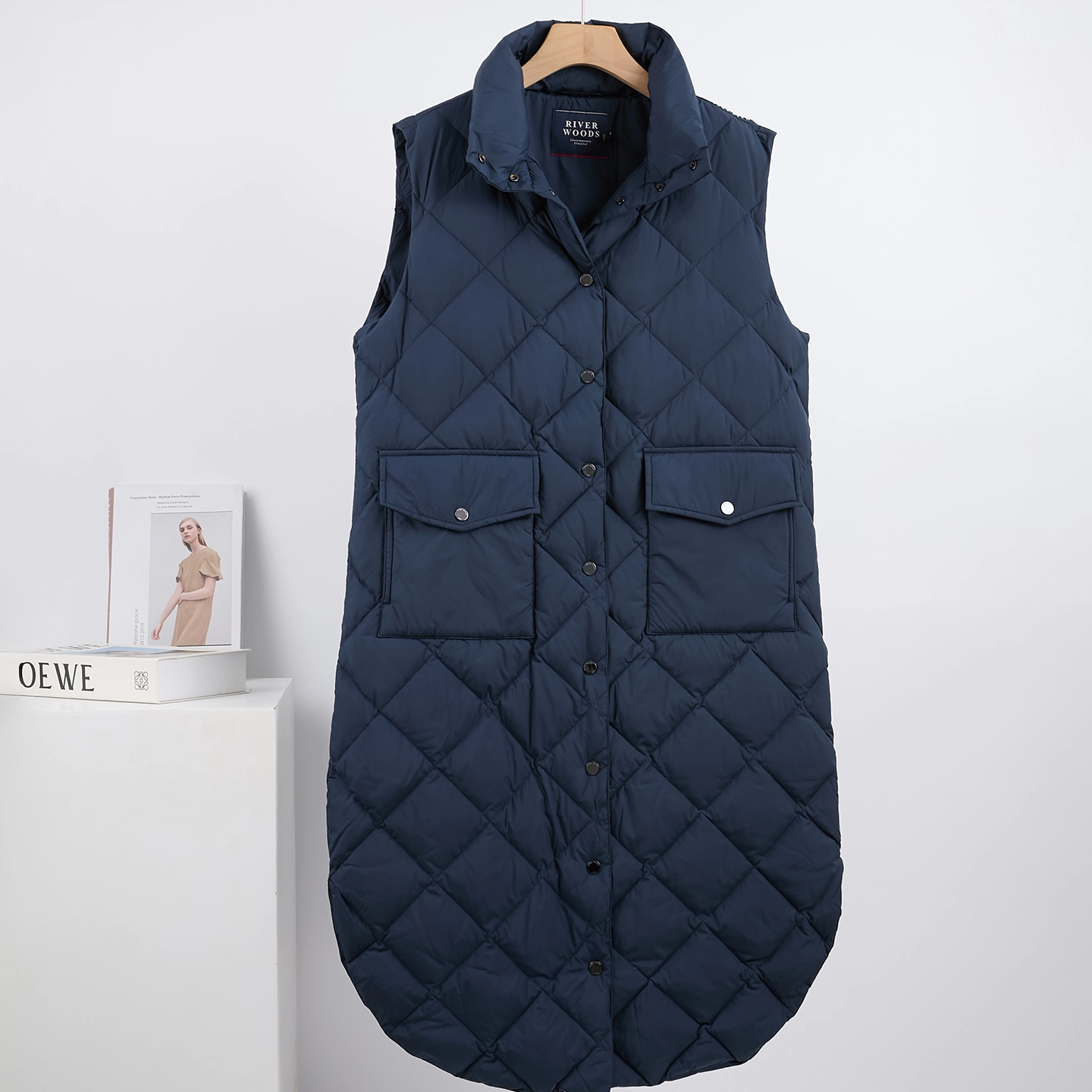 菱格绗缝羽绒马甲中长款保暖外套