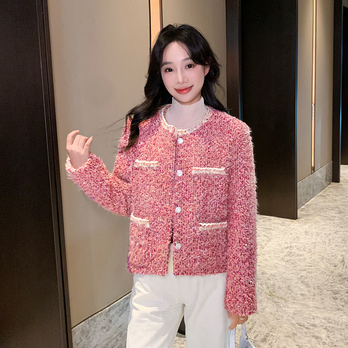 粉色90白鸭绒小香风毛呢外套短款