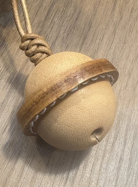 手工真皮复古金刚结铃铛钥匙挂