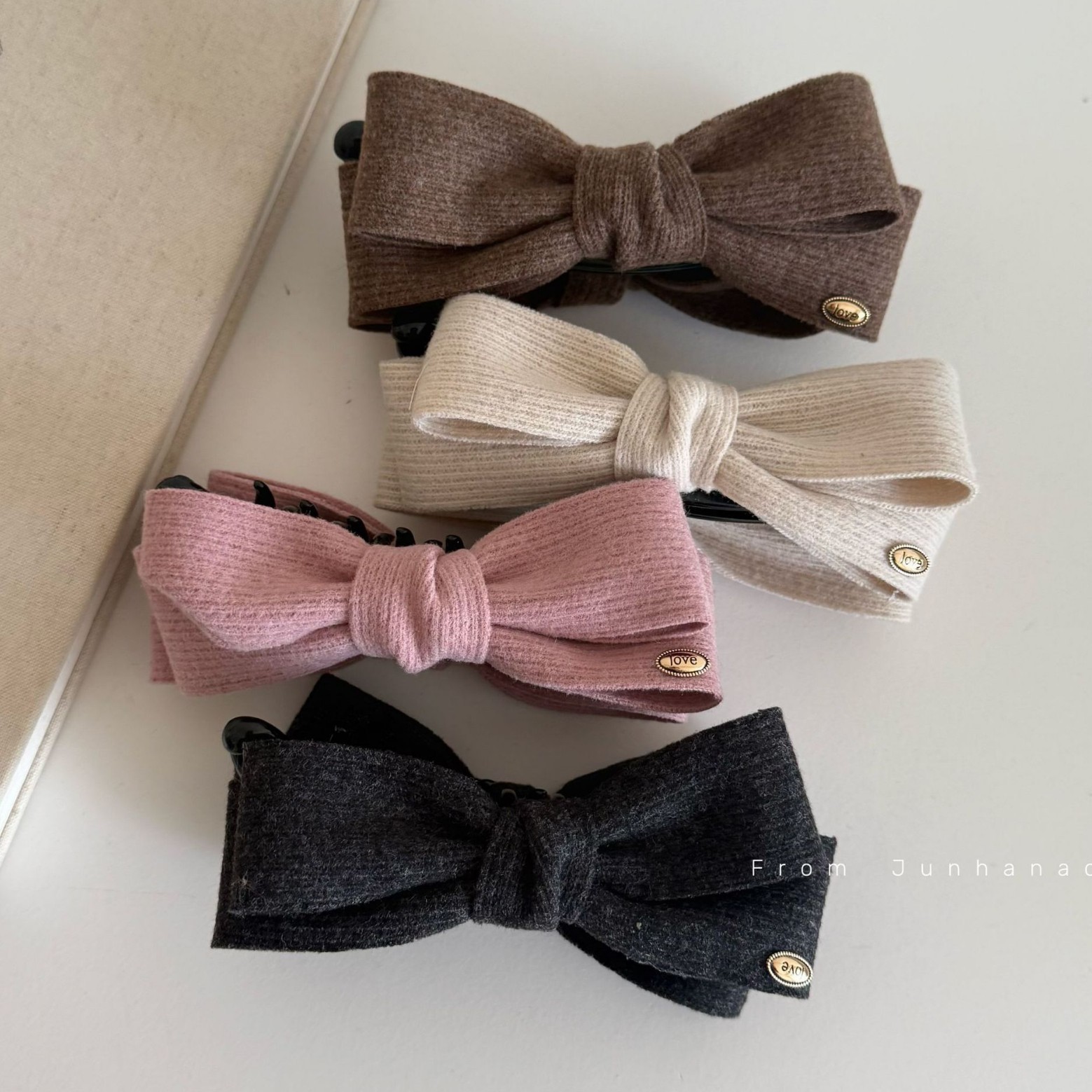 韩系简约针织蝴蝶结香蕉夹