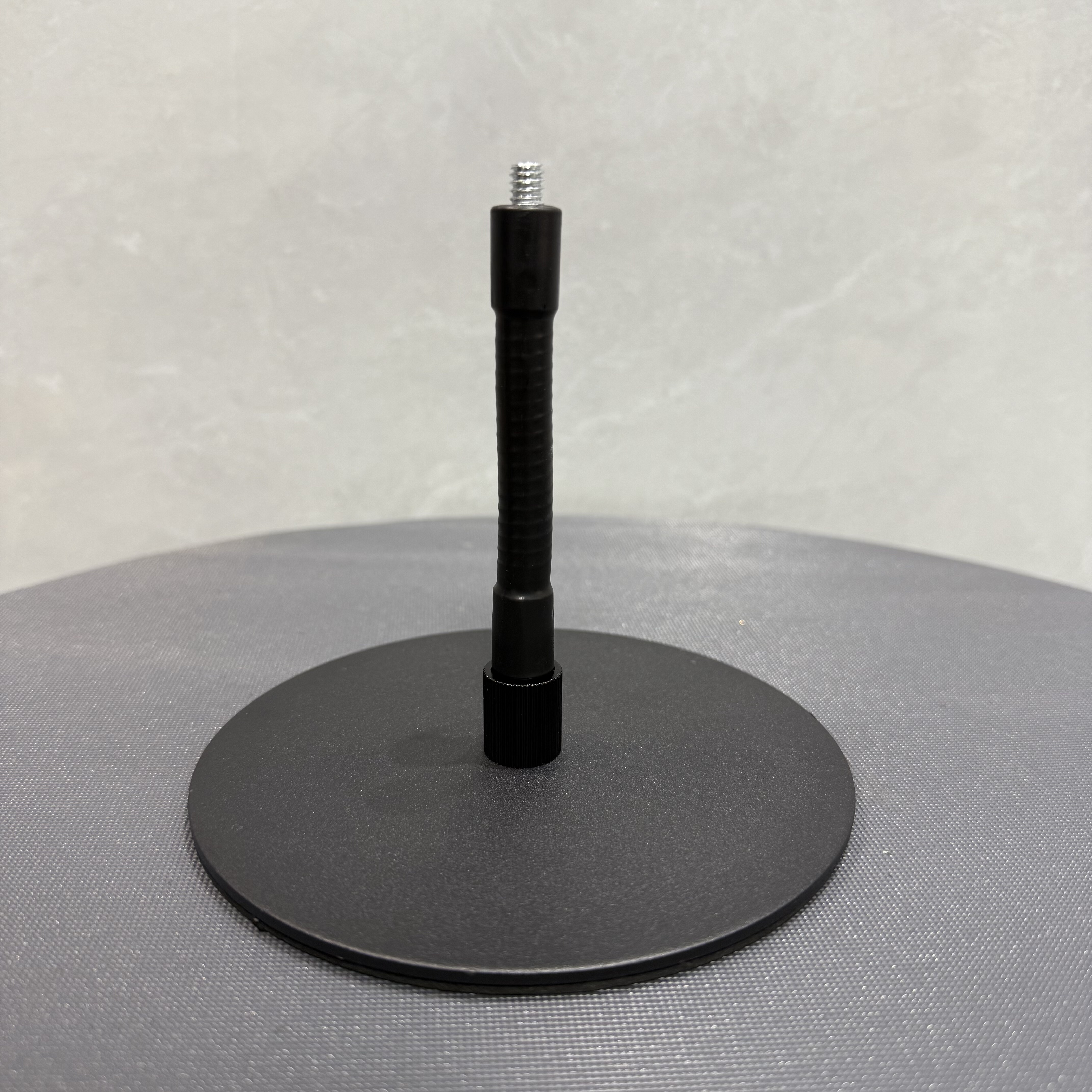 桌面金属圆盘散热器支架可调节软管支架桌上直播手机支架1/4云台