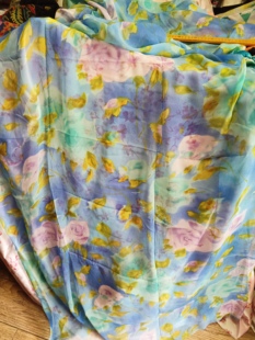 桑蚕丝绸蓝底梦幻玫瑰印花真丝乔其纱裙子制衣服装面布料宽1.14米