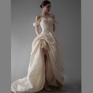 2022新款一字肩出门纱塔夫绸短袖小众轻奢高端新娘结婚户外旅拍夏