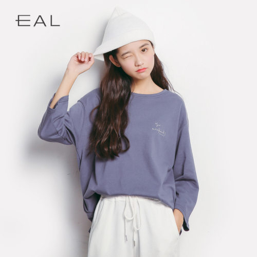 eal春季休闲宽松刺绣字母女士T恤