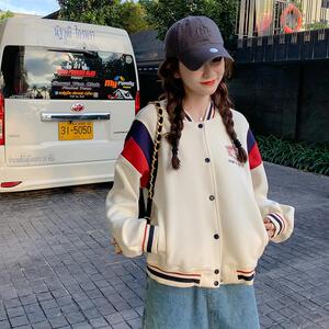 美式学院风短款白色棒球服外套女春秋超火好看高级感小众夹克上衣图片