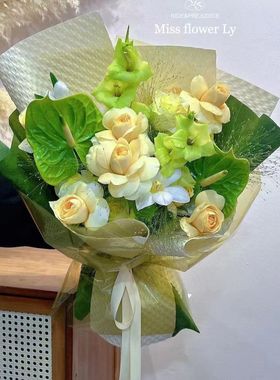 时光韵味-绿色系奶油杯绿掌剑兰混搭花送礼-福州花店鲜花同城速递