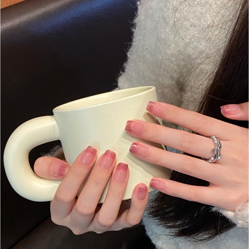 芭蕾风多巴胺双色猫眼美甲可反复