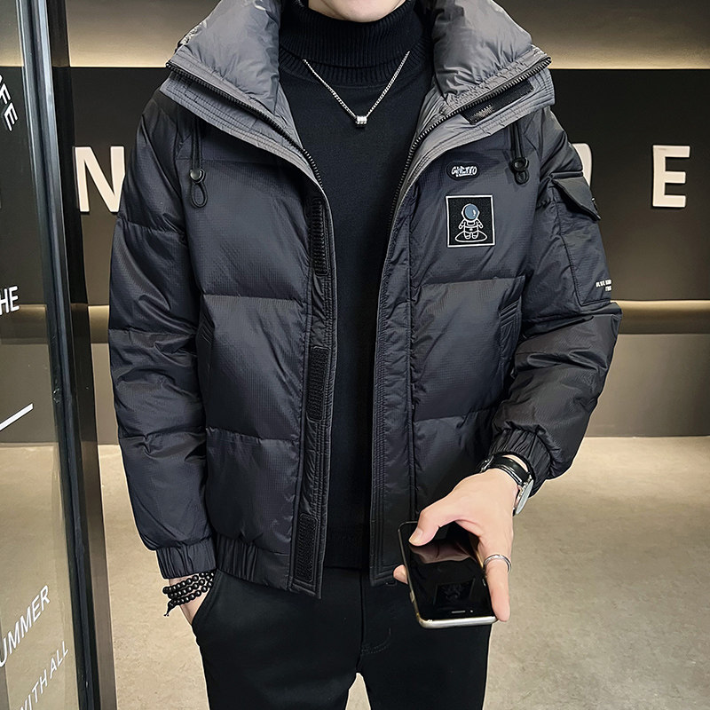 2025秋冬男款微阔连帽宇航员羽绒服外套A230-6927-P195（控288）,男装羽绒服,电商A230