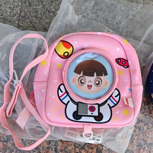 包邮儿童双肩背包 配带牵引绳 幼儿园学前男孩女孩轻便防走失书包