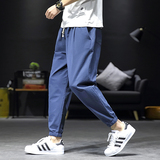 藏青色