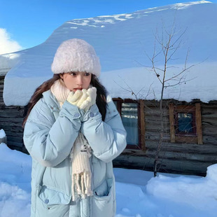 东北防寒哈尔滨长白山冬季穿搭白色毛绒拍照好看的雪地氛围感帽子