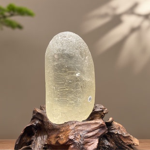 饰品收藏 Y49马达加斯加天然蜡壳水晶枕头水冲料居家办公摆件装