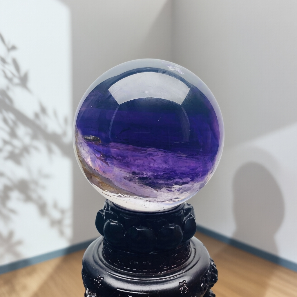 J70马达加斯加紫色骸骨水胆水晶球原石打磨毕业收藏级干净通透