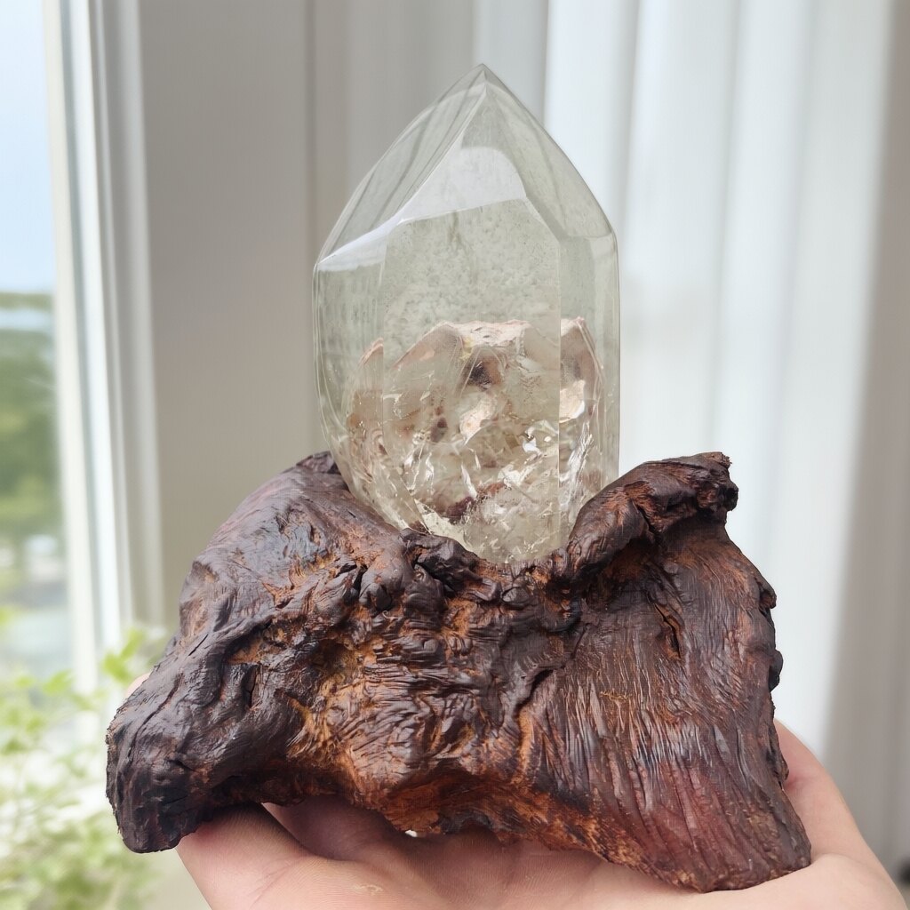 东海源头天然水晶能量柱摆件
