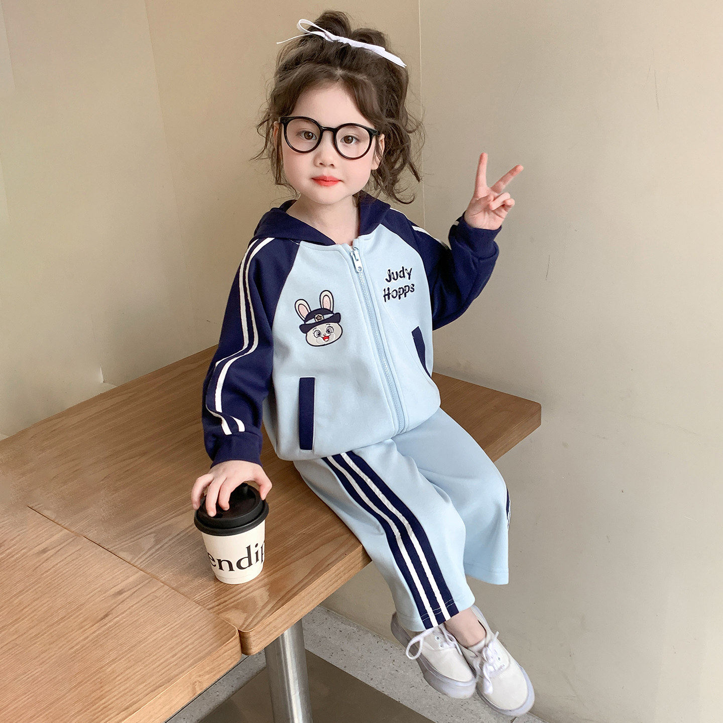 儿童连帽春装春秋款2026开衫兔子宝宝卡通套装衣服休闲女卫衣女童