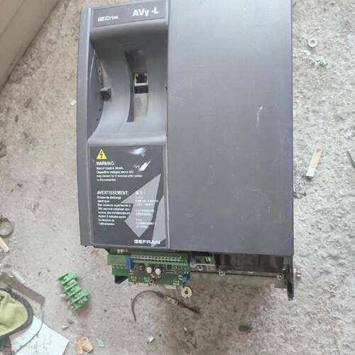 议价西威变频器，AVy3150-EBL。Ac4-0。15KW38可维修翻新