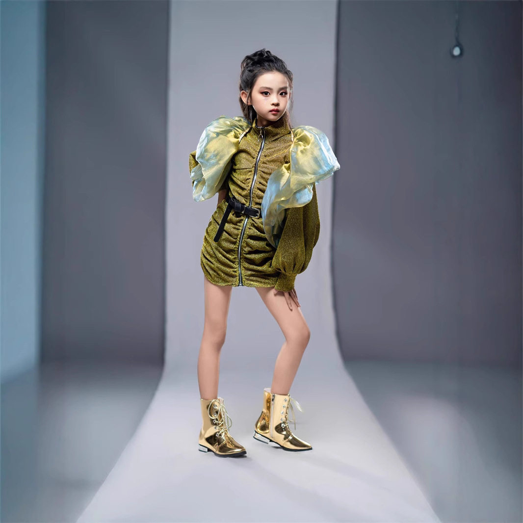 女童姜黄连衣裙+幻彩围纱走秀5儿童演出服