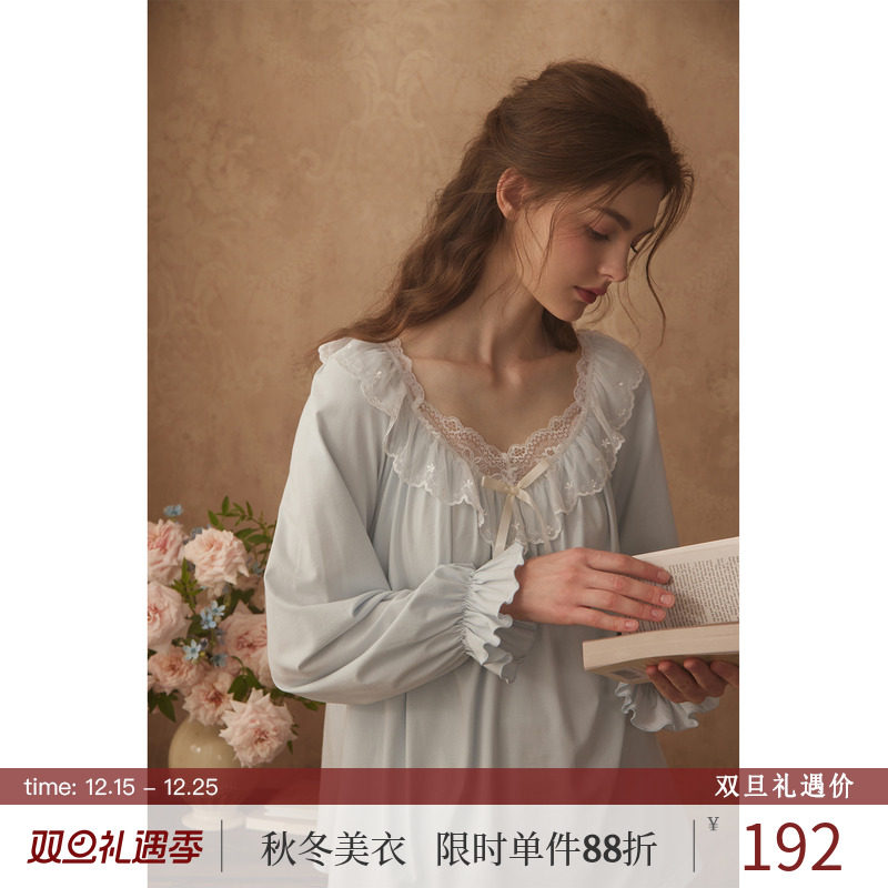 RoseTree宫廷风蕾丝盾领长袖套装