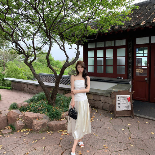 KMZD 云絮 缎面花苞半身裙女夏季高腰显瘦温柔风垂坠感气质中长裙 - 封面